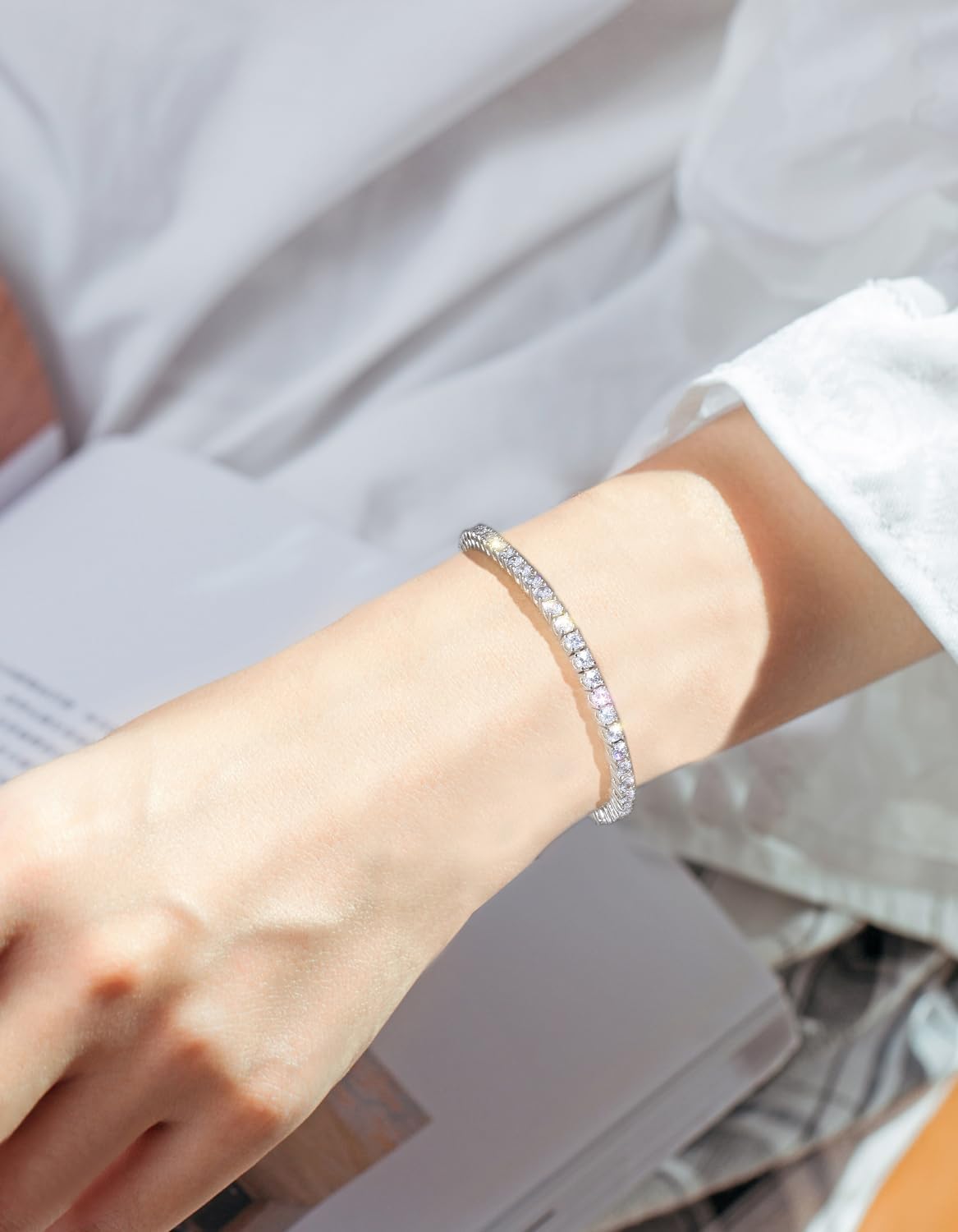 KRKCLIFE Tennis Bracelets for Women Men, 14K Gold Plated Hypoallergenic Classic Round AAAAA Cubic Zirconia, 3/4/5mm Width, Elegant Jewelry Anniversary Birthday Gifts for Her Him Wife Mom 6.5-8 Inch - Image 3