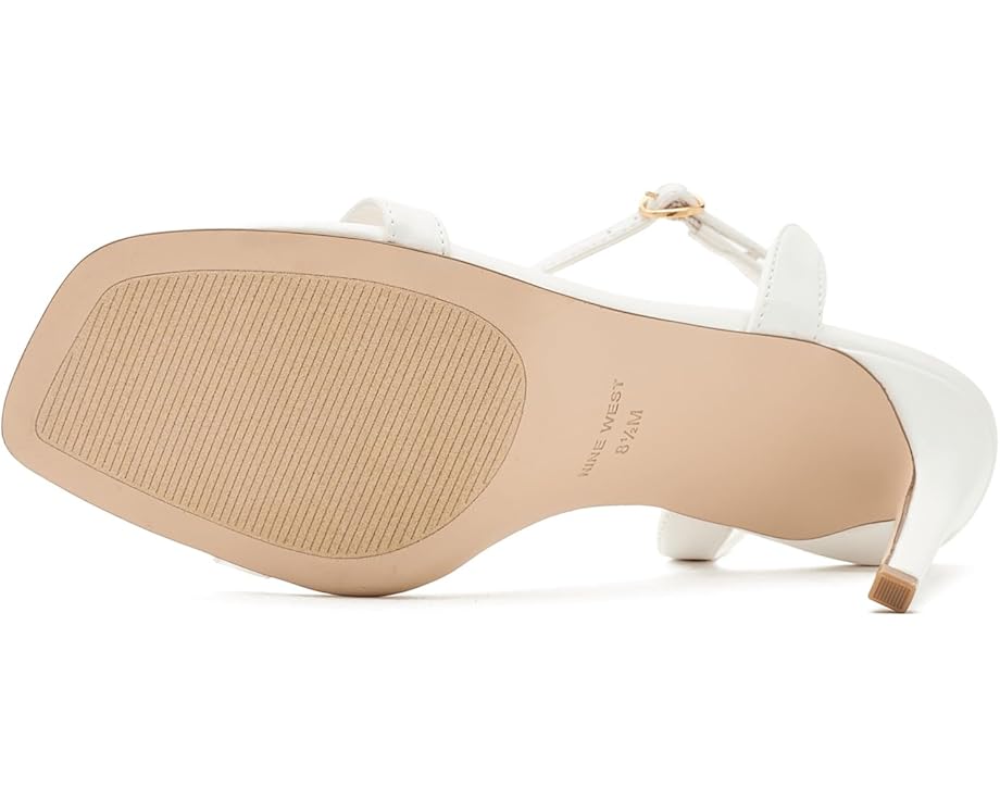 Nine West Props - Back View