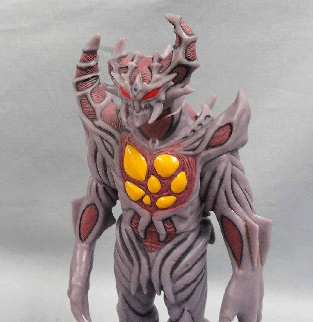 Amazon.co.jp: ウルトラ怪獣ソフビ カオスヘッダーイブリース コスモス