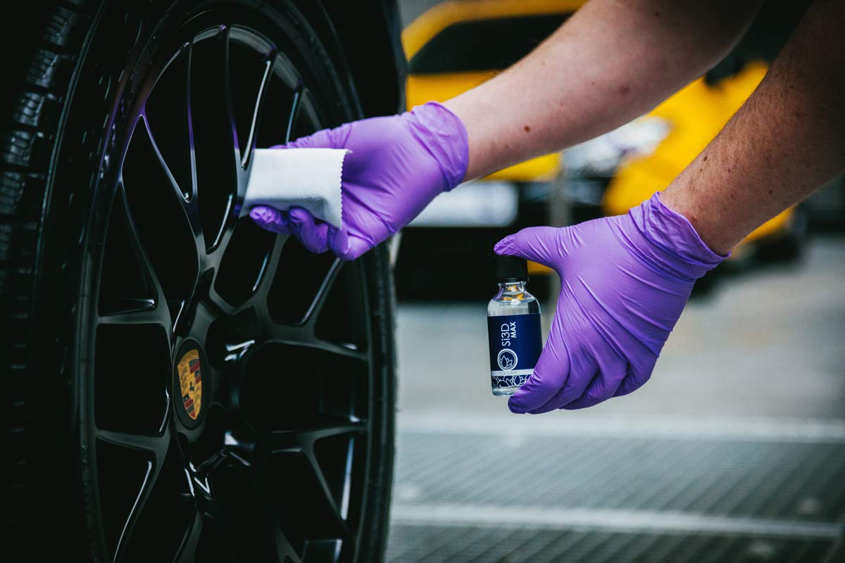 Nanolex Si3D MAX Nanoversiegelung, für erhöhte Lackhärte und Farbvertiefung, Quartz Coating für langanhaltenden Schutz, Lackversiegelung mit Lotuseffekt (50 ml)