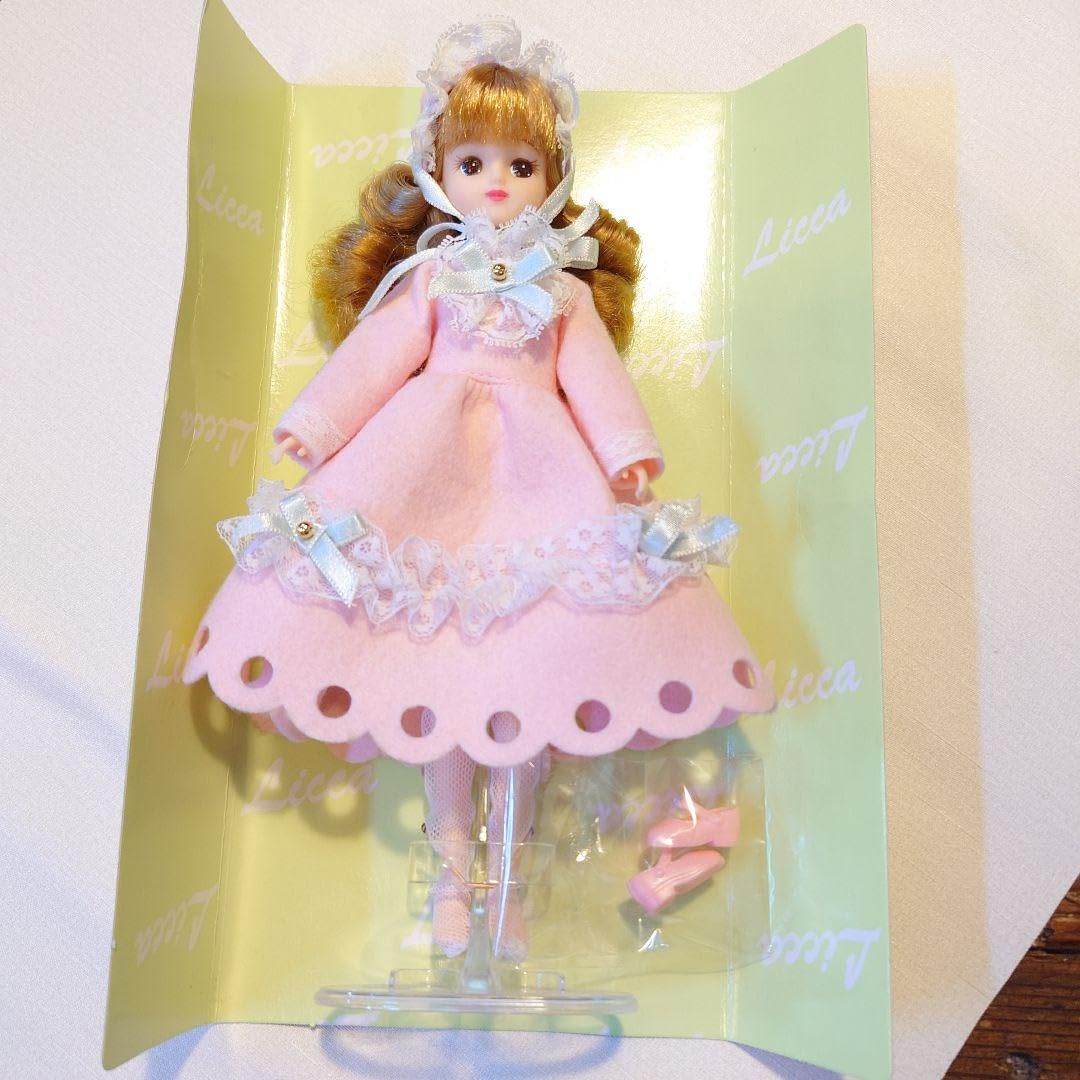 Amazon.co.jp: レア 白箱 リカちゃん プティットドール : おもちゃ