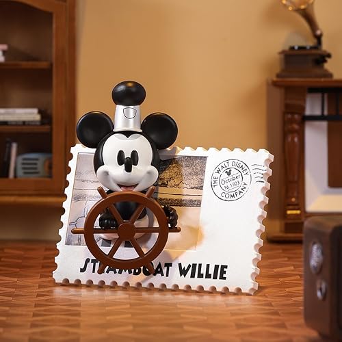 Miniatura 6 de MINISO Disney Winnie The Pooh Retro Stamp Collection - Figura de caja ciega de diseño aleatorio, caja sorpresa de Mickey, juguete coleccionable