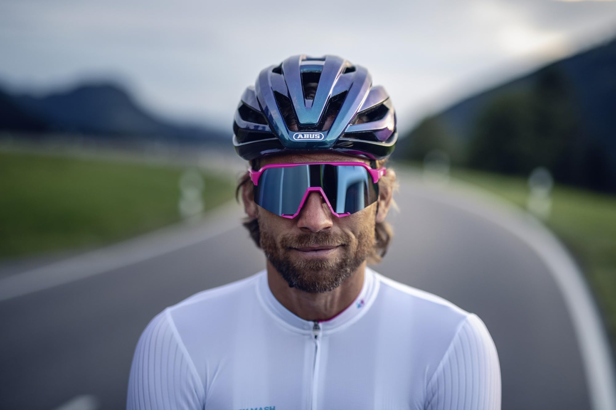 ABUS Kask rowerowy StormChaser – lekki i wygodny kask rowerowy do profesjonalnych sportów rowerowych dla kobiet i mężczyzn
