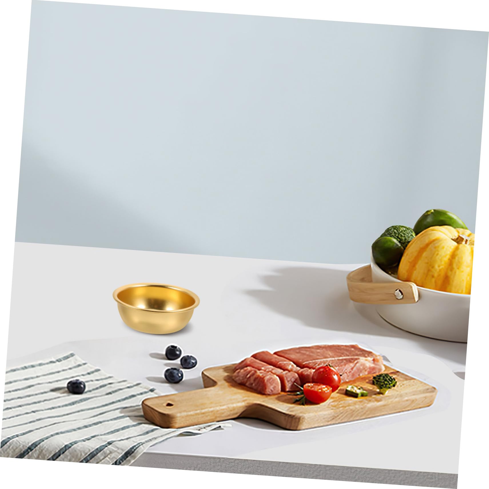 MOLUCKFU Mini Sauce Plate Round Soy Sauce Dish Sturdy Metal Versatile Seasoning Bowl for Dipping Serving