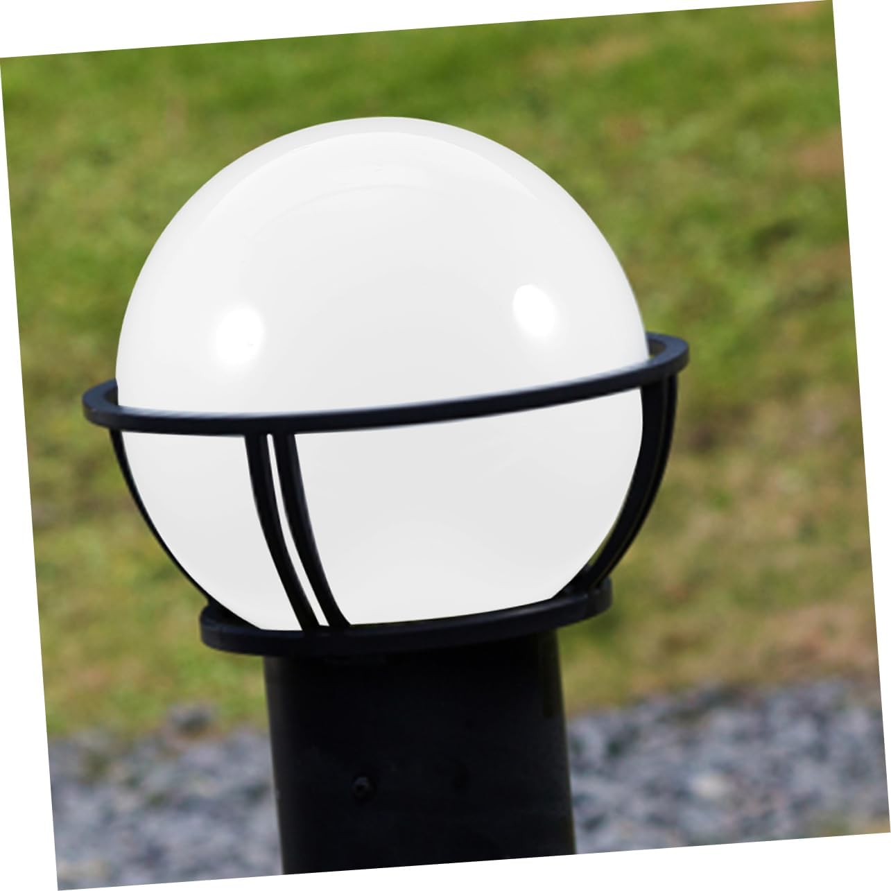 Amosfun 2pcs Acrylic Globe Light Covers Round Spherical Lamp Post Shades for Outdoor Use Opal Finish Break-resistant Decorative Lighting Fixtures