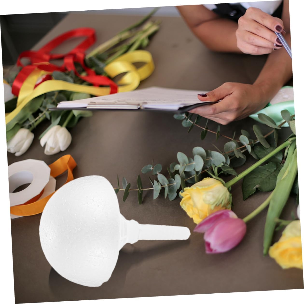 3 Sets Bride Bouquet Holders, Wedding Flower Bouquet Handles, DIY Floral Holder for Bridal Showers and Engagement Parties, 8.46 * 5.90 * 5.90 Inch, White