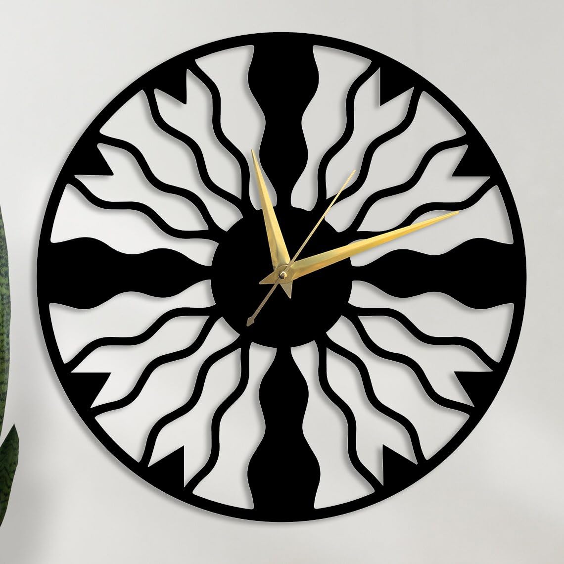 - Wall Clock Round Shape Metal Analog Hanging Watch 15.5 Inch Big Size for Living Room, Bedroom, Home Decor and Office Elegant, Modern, Unique and Oversized Diwali Gift Item - Black M15