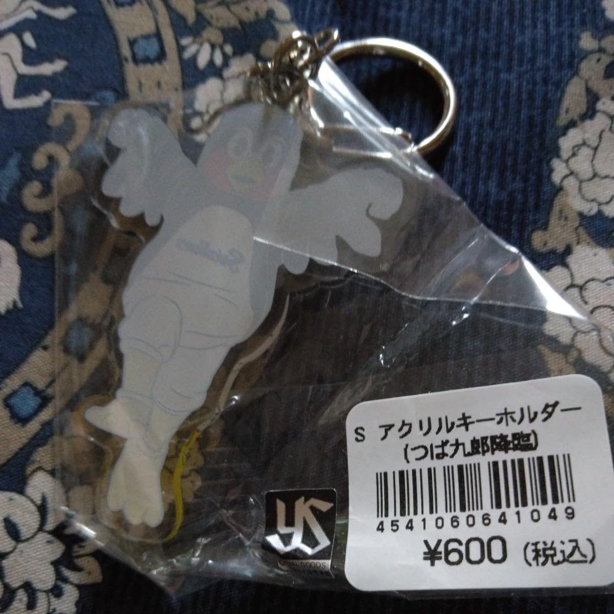 Amazon.co.jp: 4 アクリルキーホルダー ヤクルトスワローズ つば九郎 
