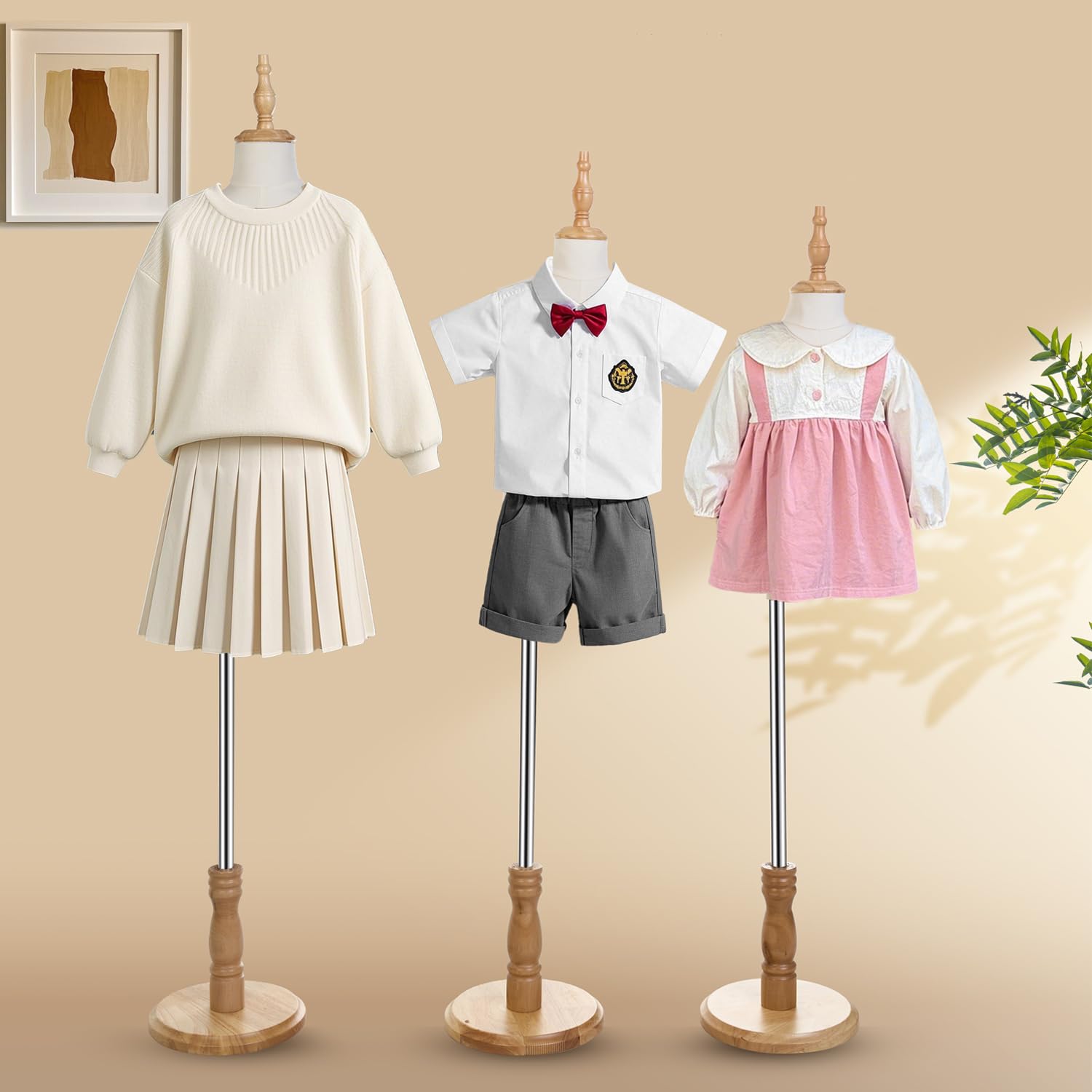 Kinderkleiderpuppe mit Holzständer für Kleidung, Fenster, Größe S (2–3 Jahre))