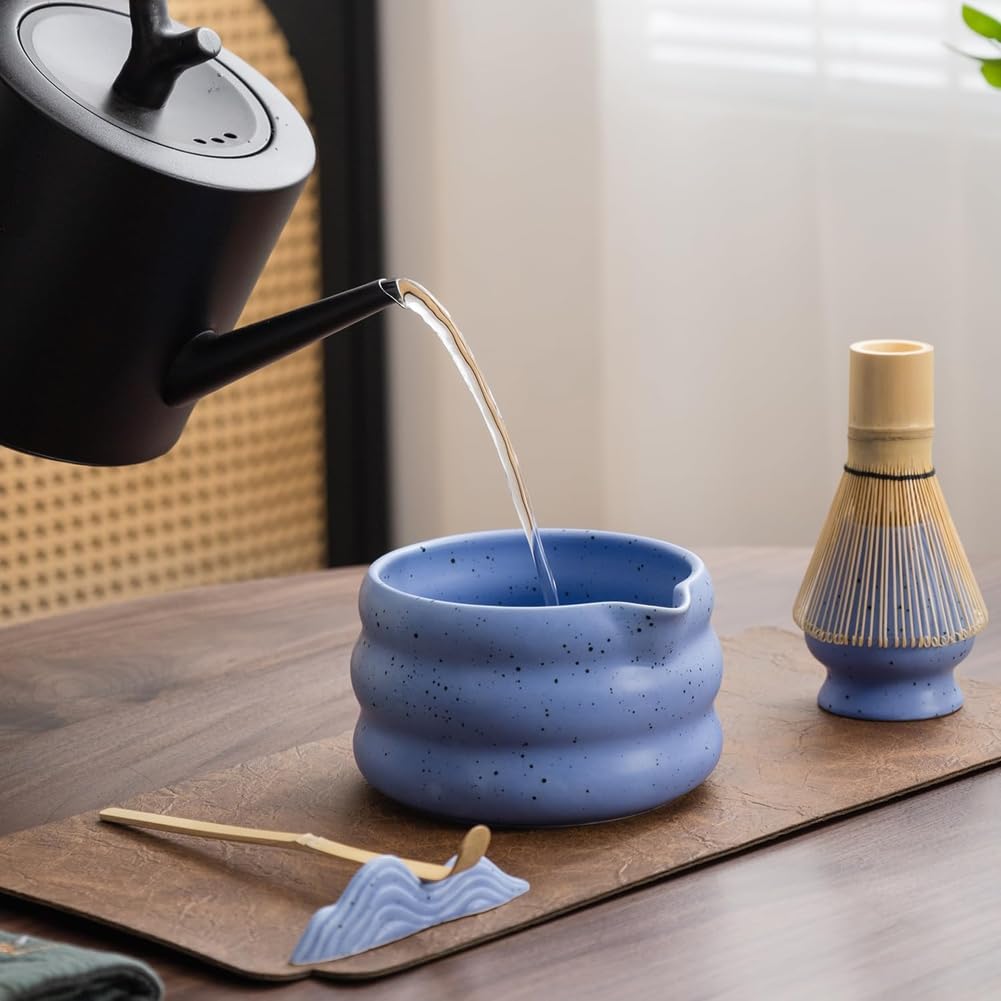 Juego de té matcha japonés de 7 piezas, kit de matcha con cuenco de matcha (con boquilla de vertido), batidor de matcha, soporte para batidor, colador