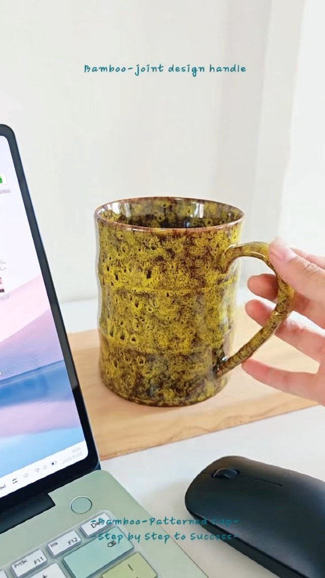 Taza de café grande cerámica 26oz con tapa y asa verde miniatura 7