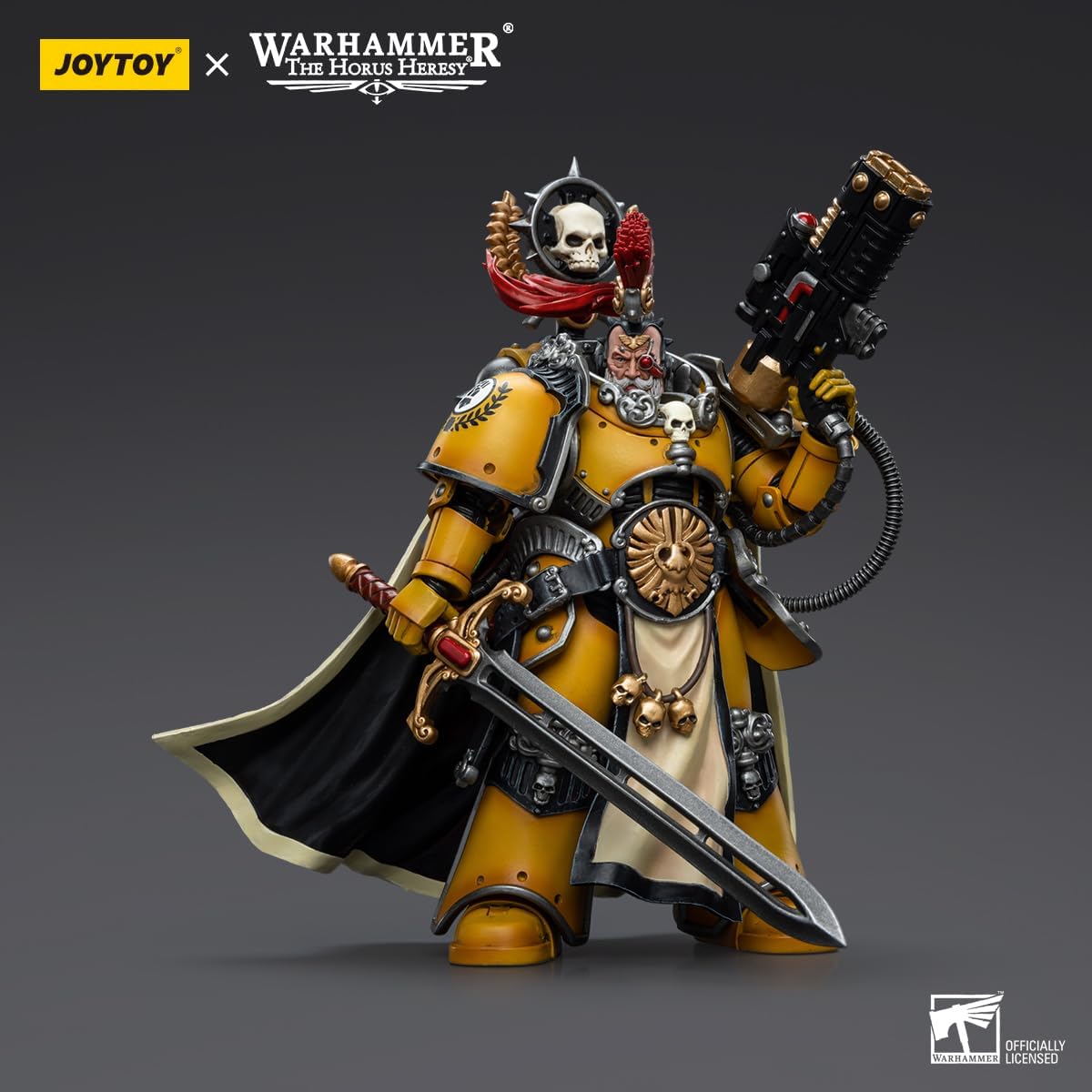 JOYTOY 1/18 Action Figure Warhammer 40,000 Imperial Fists Legion Praetor with Power Sword 4.9inch Movable Model Collectible Figurine
