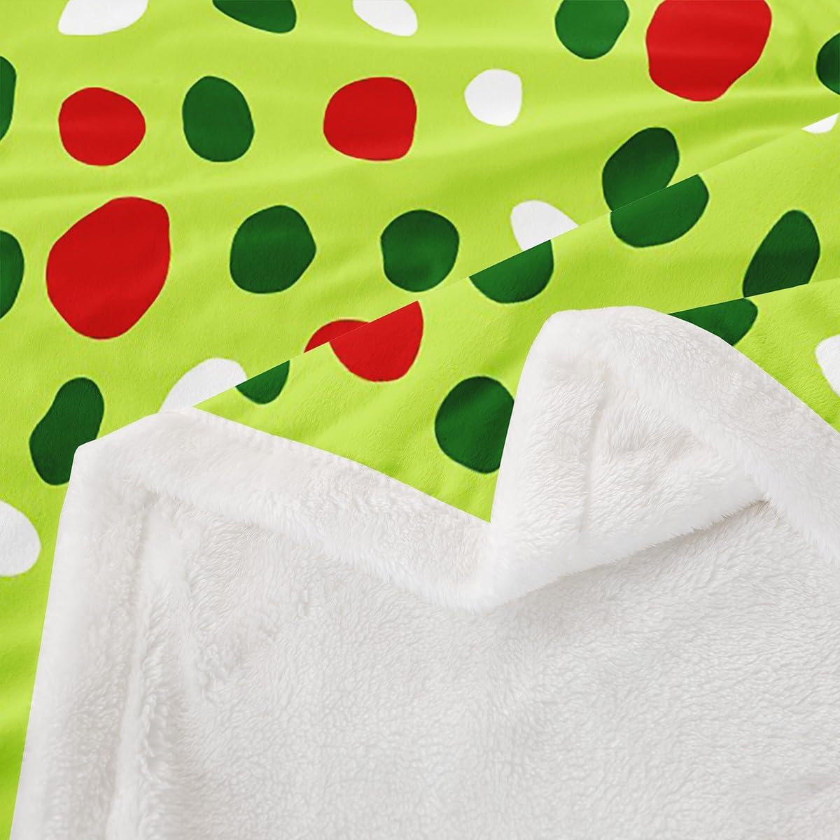 Erosebridal Kids Christmas Fleece Blanket Red and Green Polka Dot Throw Blanket Colorful Xmas Tree Dots Fuzzy Blanket Twin Size for Holiday Party Xmas Tree Decoration