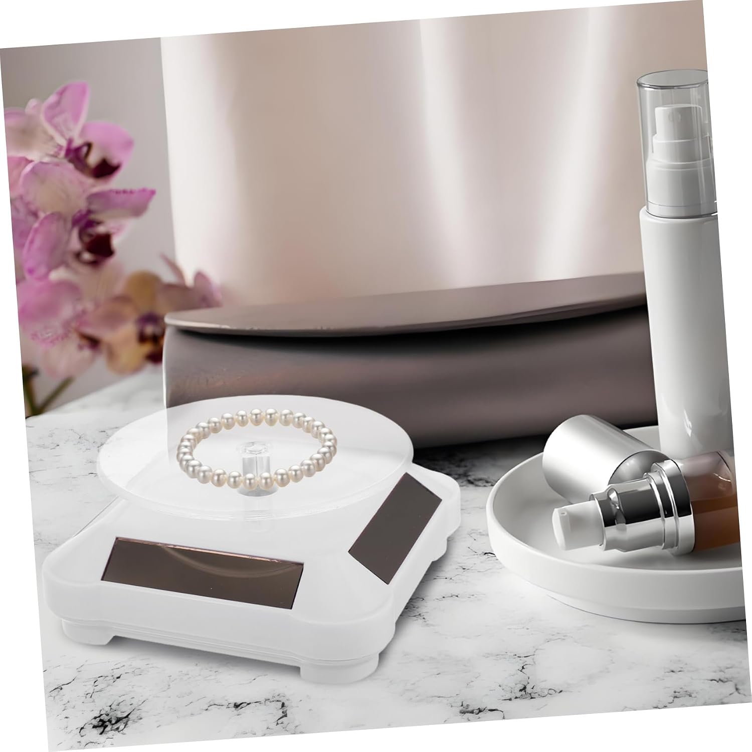 Solar Powered Jewelry Display Turntable Motorized Rotating Stand for Showcase Stores Exhibitions and Homes Enhances Jewelry Appeal and Visibility