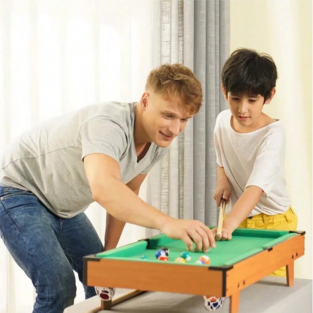 BAKAJI Carambola da Tavolo Rialzata con Stecche e Palle con Triangolo, Biliardo da Casa con Gambe e Palline e Accessori per Adulti e Bambini, Gioco di Società Idea Regalo, 69 x 36.5 x 17 cm