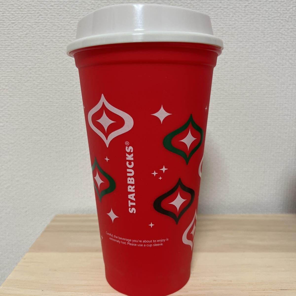 新品　スタバ　2023 ドリンクホールキャップベアリスタ　リユーザブルカップ Amazon.co.jp: スターバックス スタバ バレンタイン 2023