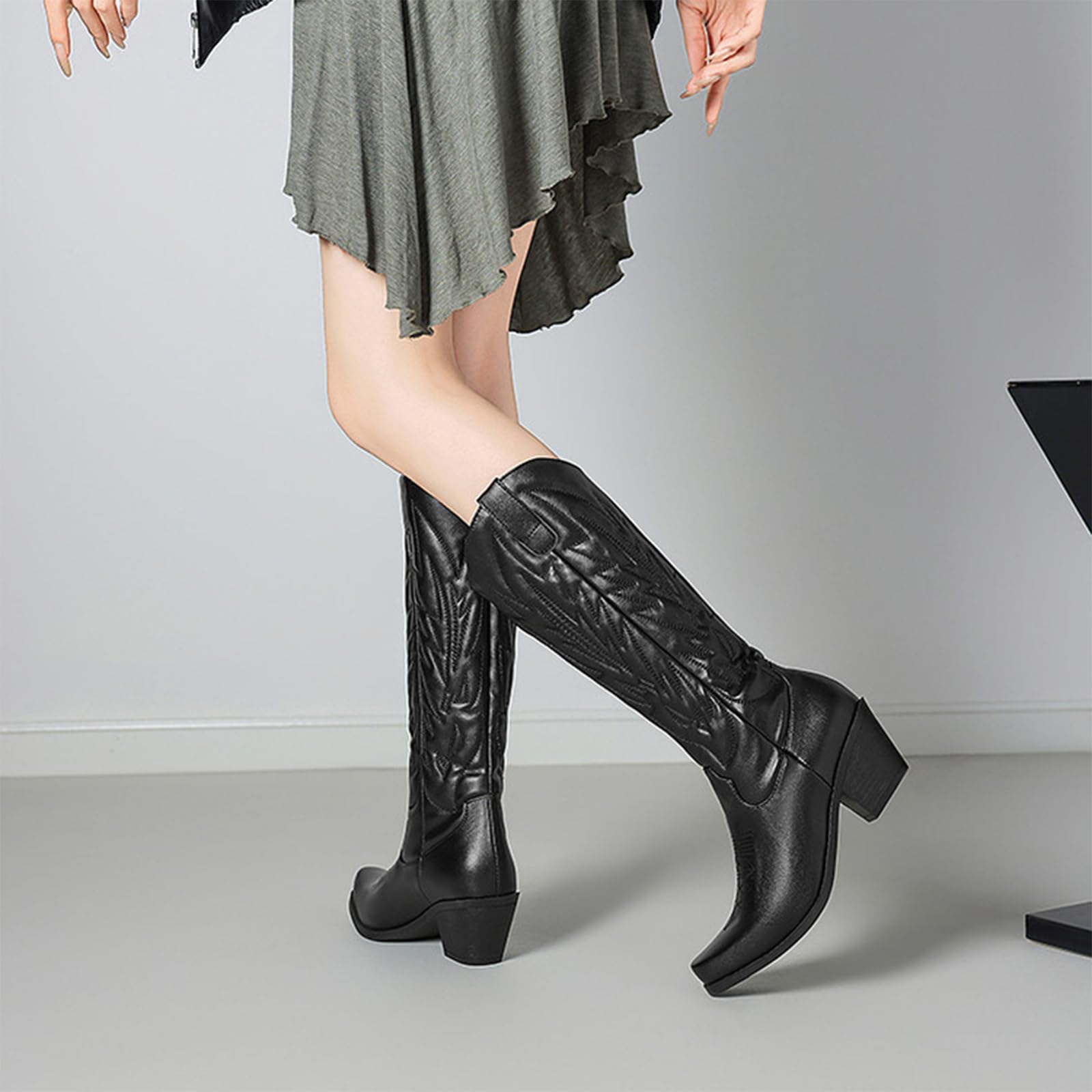 Stivali Cowboy Donna Nero Pelle Sintetica Ginocchio Trapuntato Tacco Largo Stile Classico Equestre Vintage Country Autunno Quotidiano