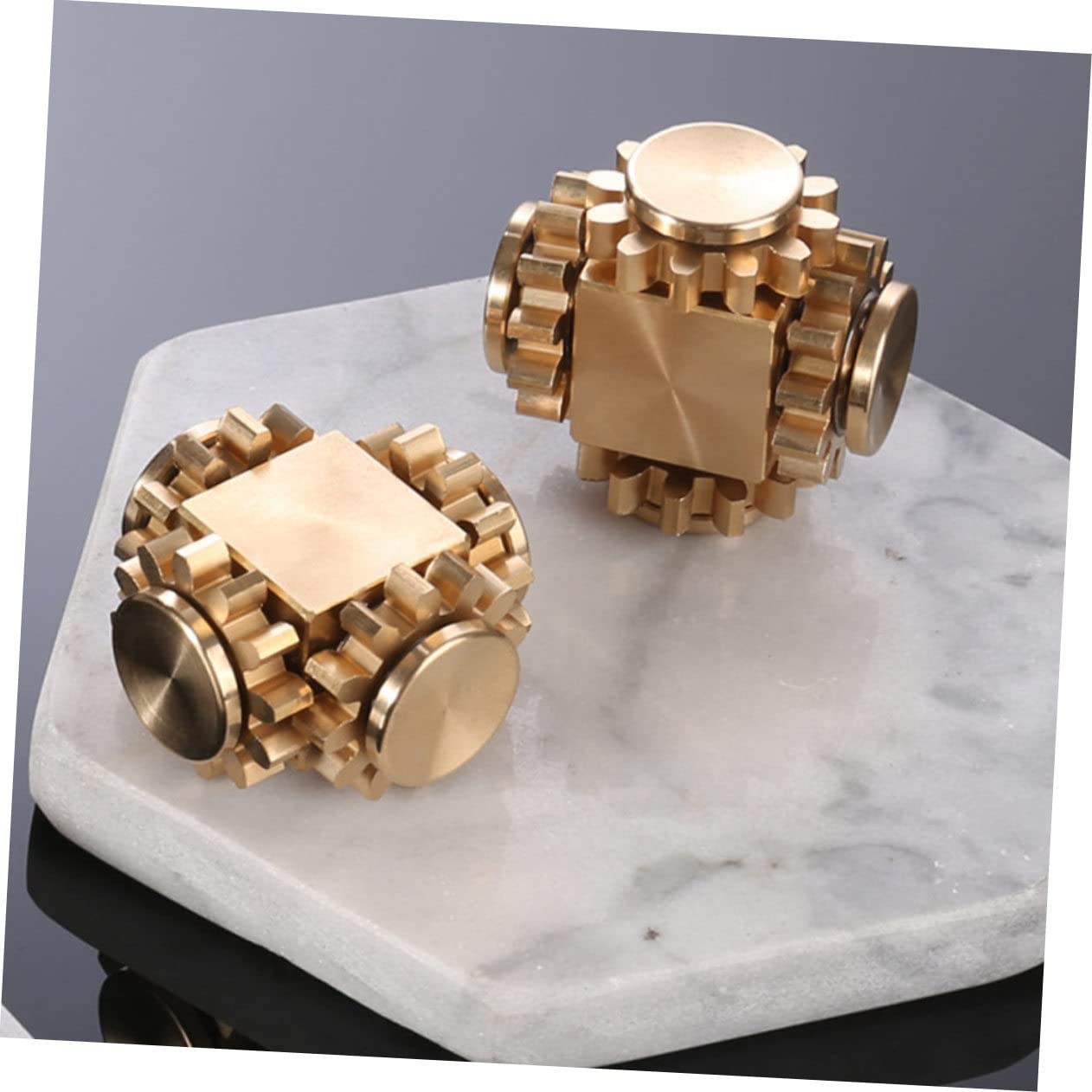 VICASKY Mini Cube à Mécanismes en Laiton pour Décompression et Exercice Cognitif, Jouet Gyroscopique Créatif pour Garçon et Filles et Adultes, Présent