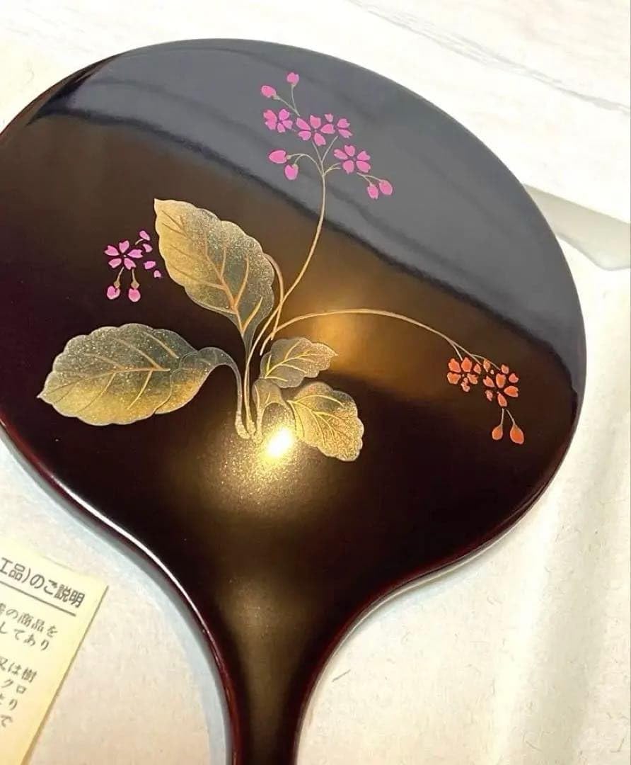 輪島塗り 手鏡 Amazon.co.jp: 輪島塗 稲忠 輪島塗手鏡 手鏡 木乾漆 桜草 : ホビー