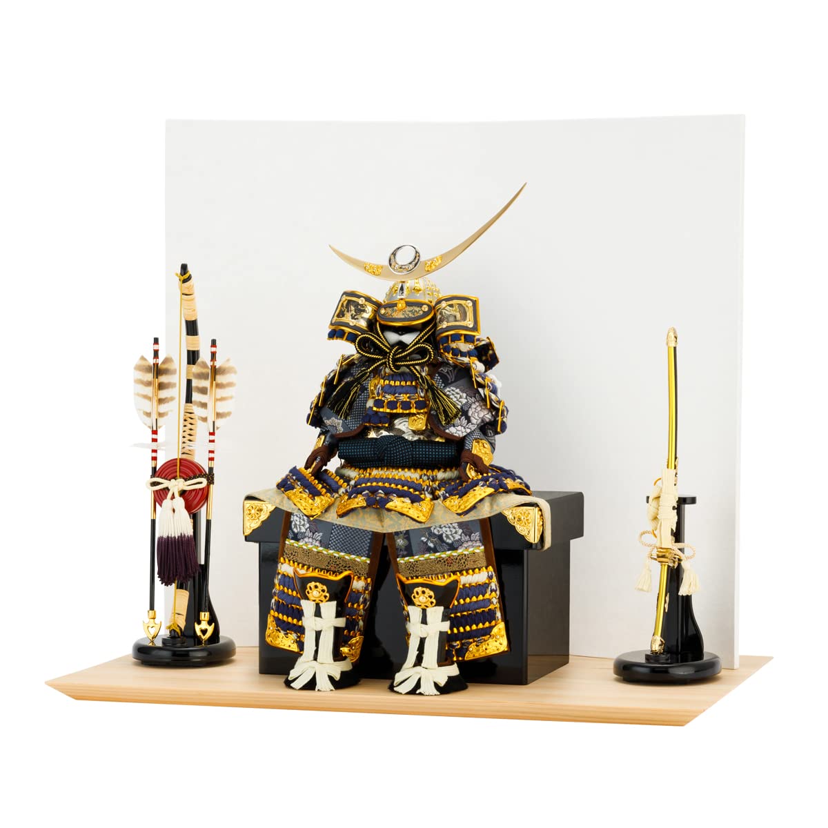 A3-1 着用鎧飾り台　五月台屏風　5月鎧飾り台　台巾105㎝位　五月人形鎧台 Amazon | 木製 台 屏風 飾り台 着用 兜 鎧兜 鎧飾り 兜飾り 甲冑