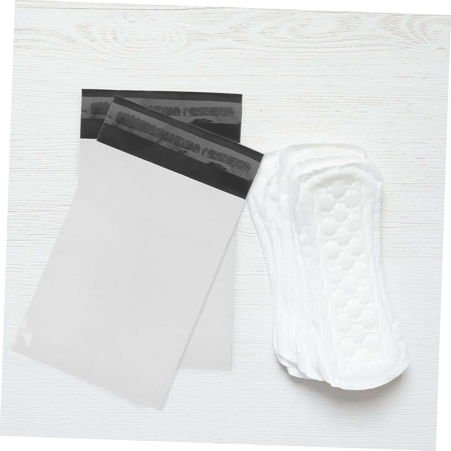 200pcs Napkin Bags Thickened Self-Sealing Menstrual Pouches for Women Practical Waste Storage Bags for Feminine Disposal Privacy