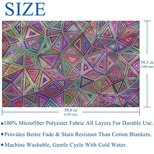 Couverture douce et chaude et triangles colorés un plaid lit d'exception