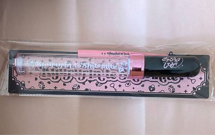 Amazon.co.jp: きゅるりんってしてみて きゅるして ペンライト A