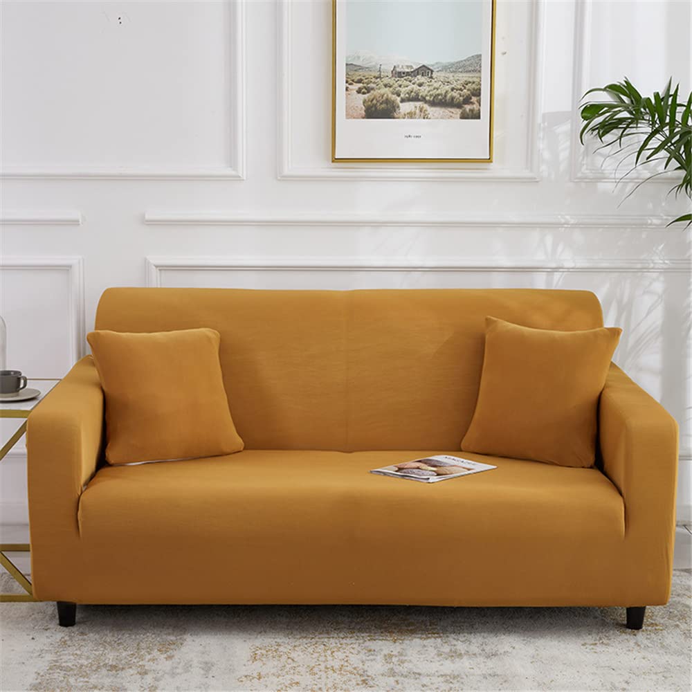Housse de canapé extensible camel pour un salon chaleureux en famille