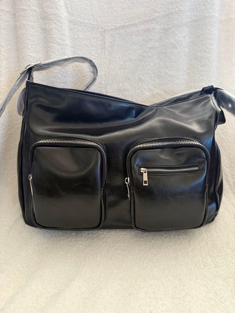 LEPSIM ショルダーバッグ