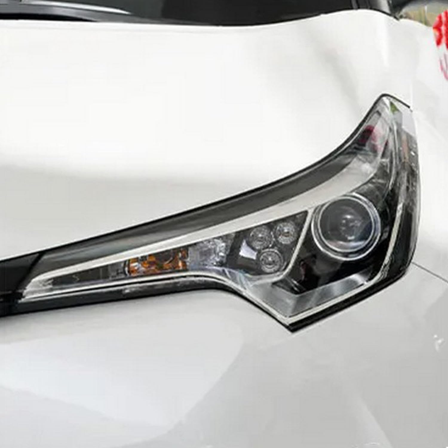 Film protecteur phare pour rouler sur autoroute sereinement en Toyota CHR