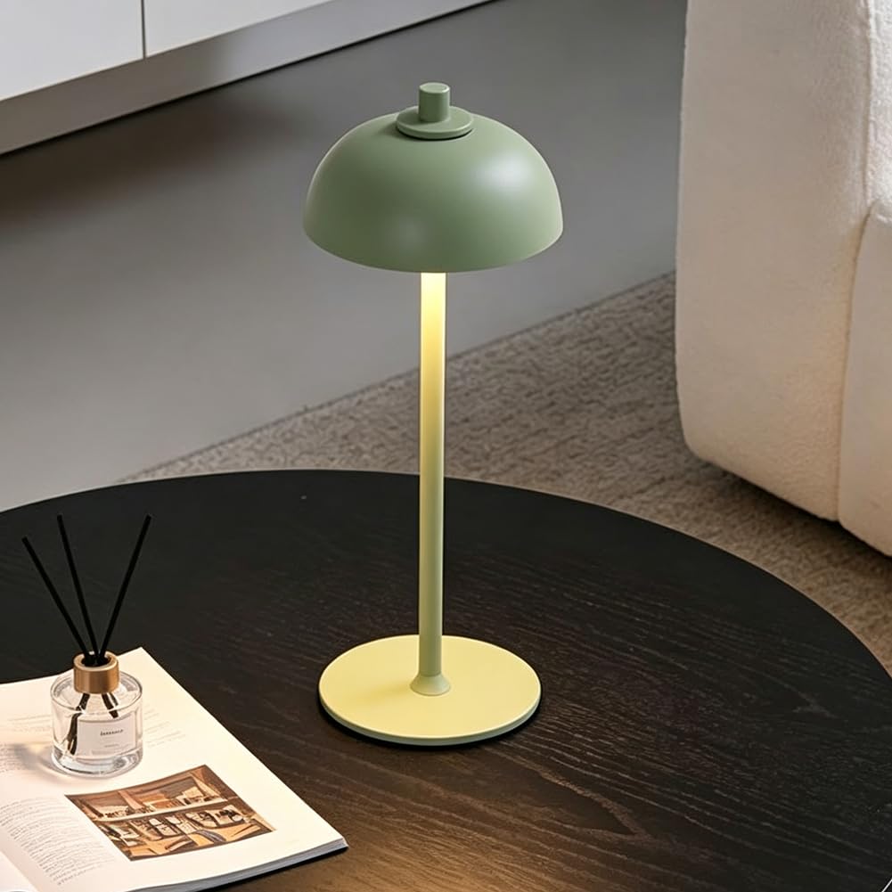Lampada da Tavolo a Forma di Fungo a Batteria LED Regolabile Luce Fungiforme Lampada da Tavolo Senza Fili, Ricaricabile tramite USB, Senza Cavi, 3000K-6000K Lampada a Fungo Alimentata,Rosso