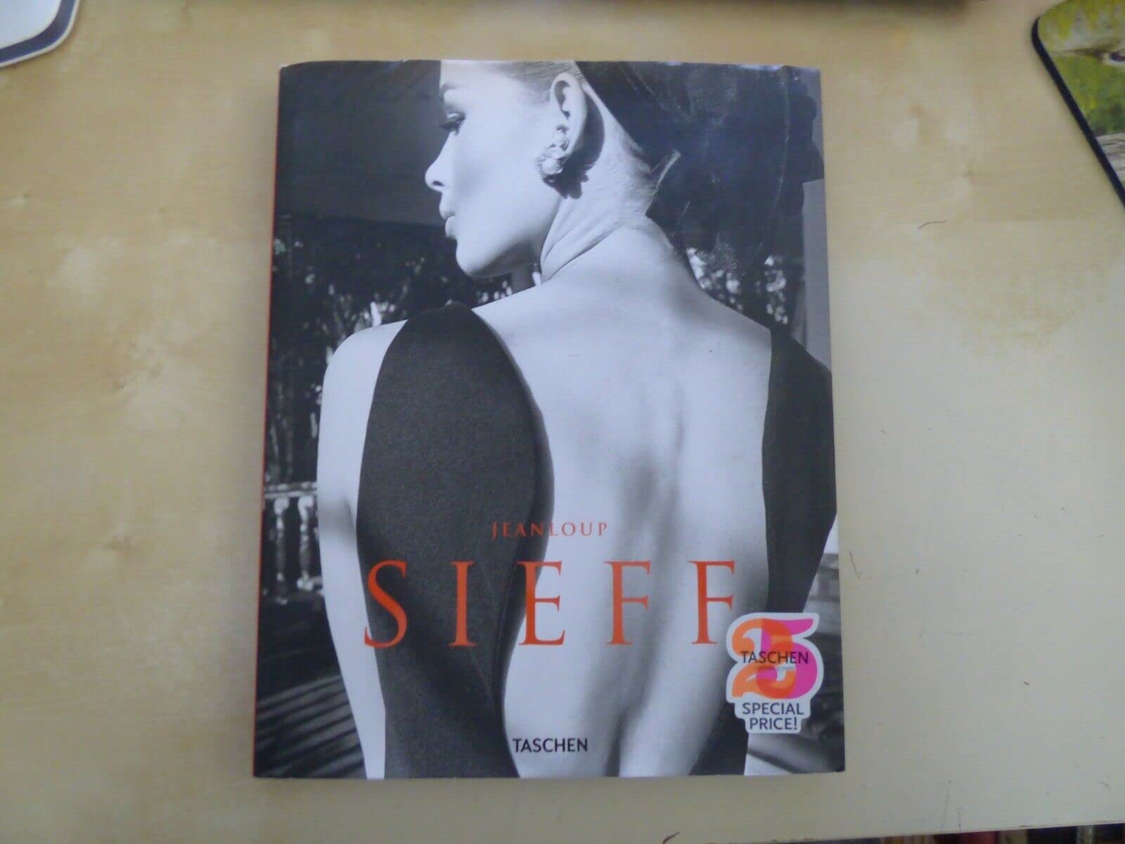 Jeanloup Sieff: 40 Years of Photography / 40 Jahre Fotografie / 40 Ans De Photographie