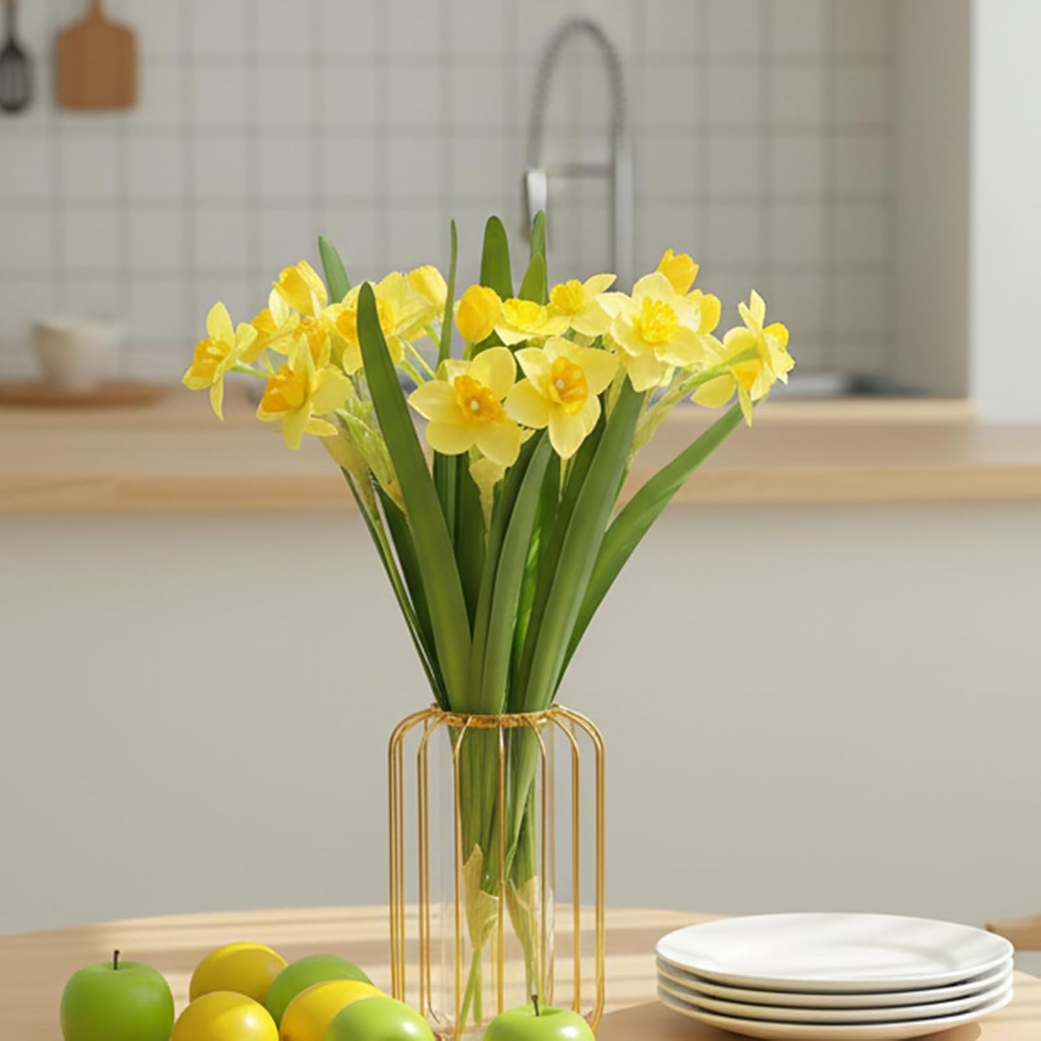 3pcs Realistic Artificial Daffodil Bulbs Faux Narcissus Silk Amaryllis Spring Flower Bouquets Easter and Spring Ready Flowers For Outdoor Table Gift Arrangement Dining Room Decoration (Yellow)