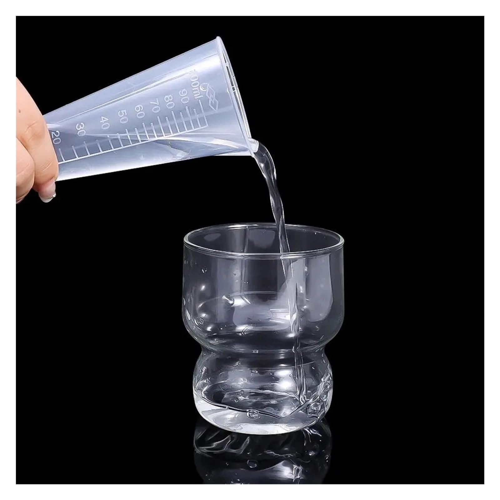 5 Stück PP-Flüssigkeitsmessbecher, 25/50/100/250/500 ml, große Kapazität, Kunststoff-Wellbecher, transparent, stapelbar, Messbecher Für Labor Küche(500ml)