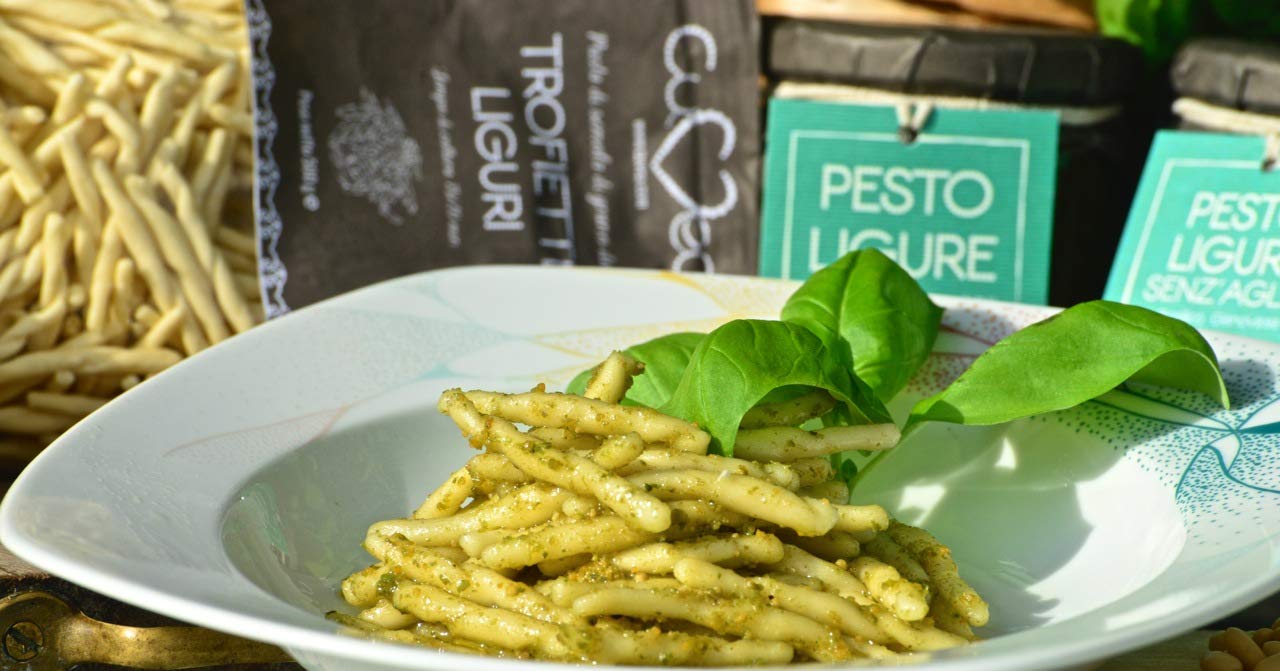 Cuvea - Pesto mit Basilikum aus Genua D.O.P. 4 x 180 g - Handwerkliche Produkte nur hochwertige Zutaten