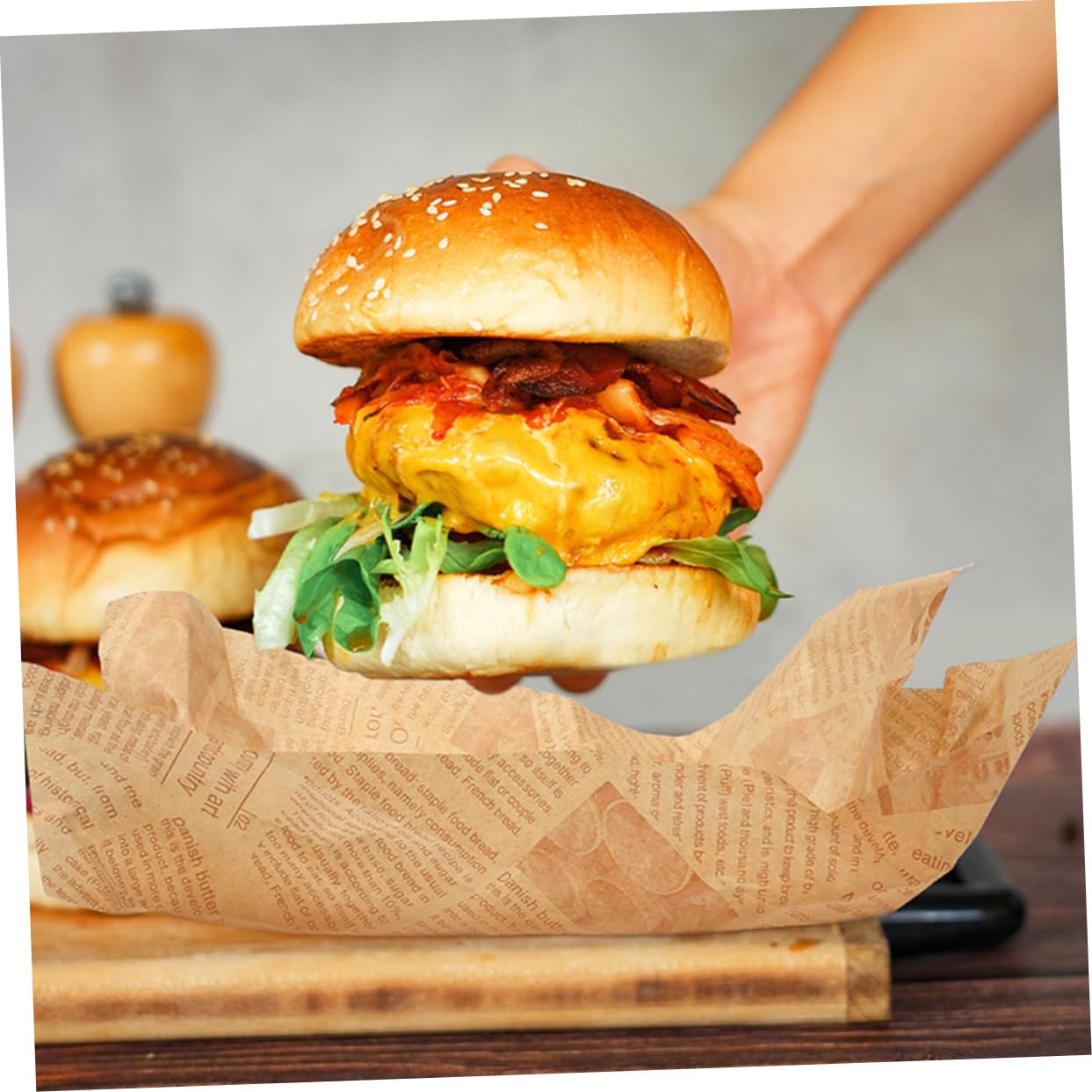 SOLUSTRE 120Sheets Retro Greaseproof Food Wrapping Vintage French Fries Sandwich Liners Compact Daily Use Oil Design for Hamburgers Snacks More