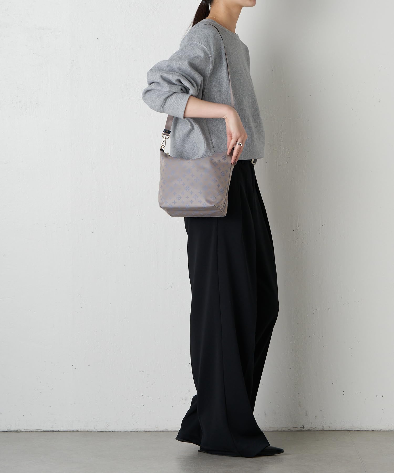 新品限定⭐ラシット✫本革×ナイロン モノグラム ショルダー バッグ 黑