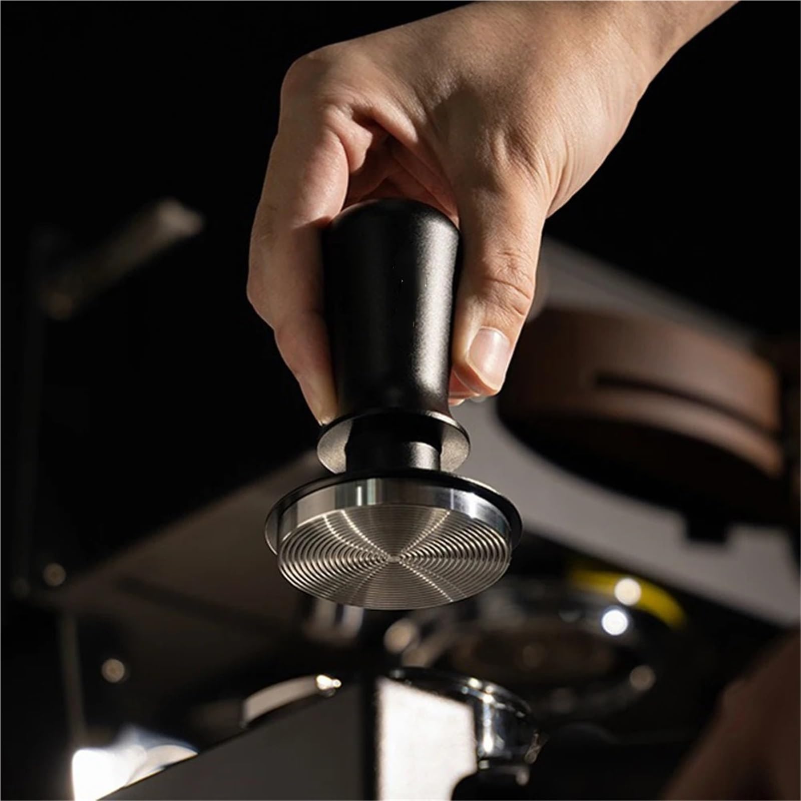 Tamper De Café 58,5 Mm 30 Lb Choque Rápido Presión Constante Martillo De Polvo Elástico Calibrado Reemplazo Con Resorte Accesorio De Barista Espresso(58.5MM Black)