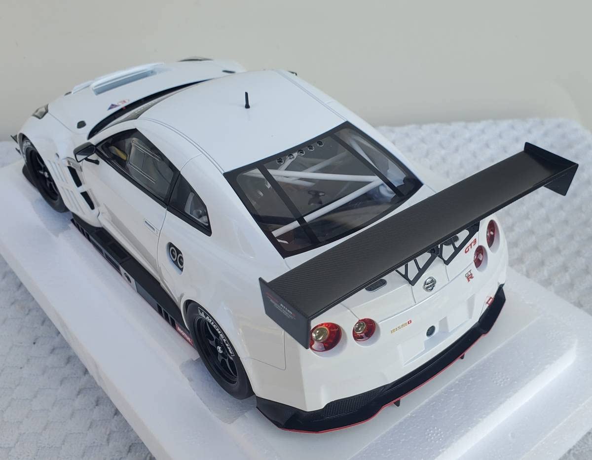Amazon | 希少品 ホワイト 左右ドア開閉 Aa 1/18 オートアート NISSAN
