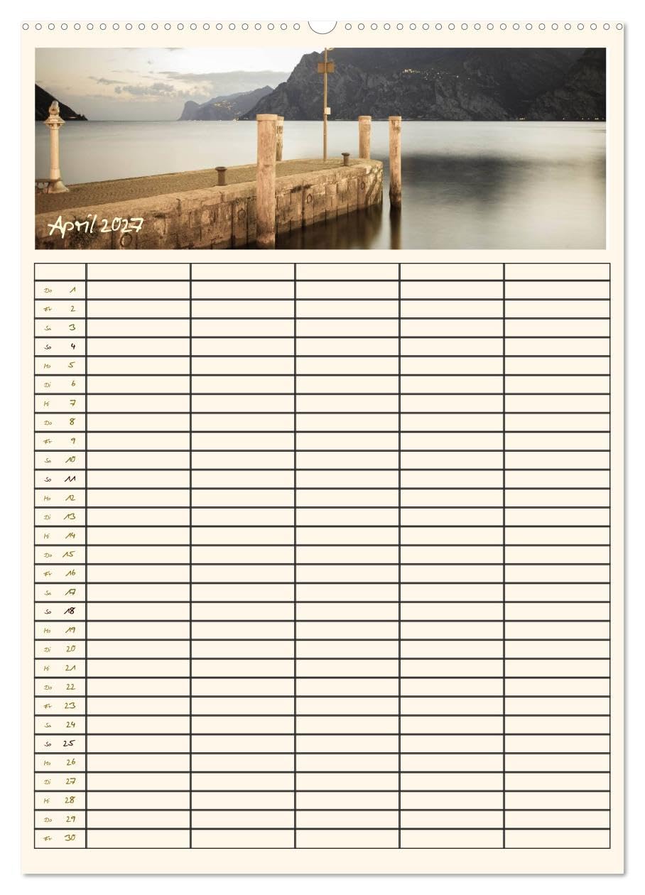 CALVENDO - Der Gardasee im Norden - Familienplaner 2027 (Wandkalender 2027 DIN A2 hoch), Monatskalender: Genießen Sie das atemberaubende Panorama des Nordufers. Für ihre Planung stehen Ihnen 5 Spalten