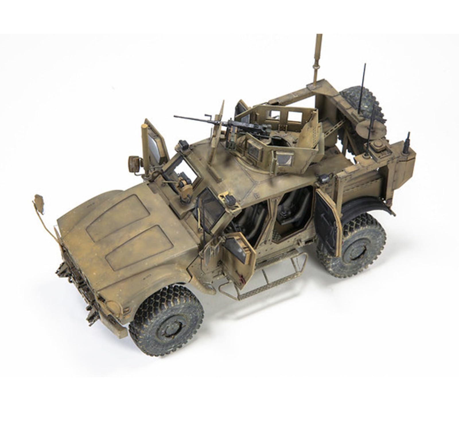 Maquette tank puzzle 3D plastique US M1240 M-ATV MRAP 1/72 militaire