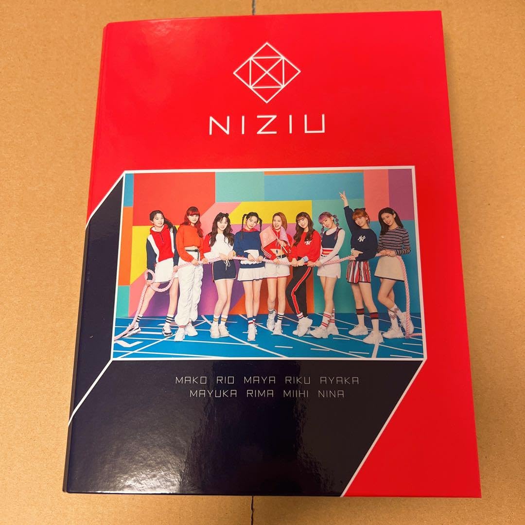 NiziU　運動会　ラントレ　コンプリート セット. Amazon.co.jp: NiziU ラントレ コンプリート 運動会 : Home