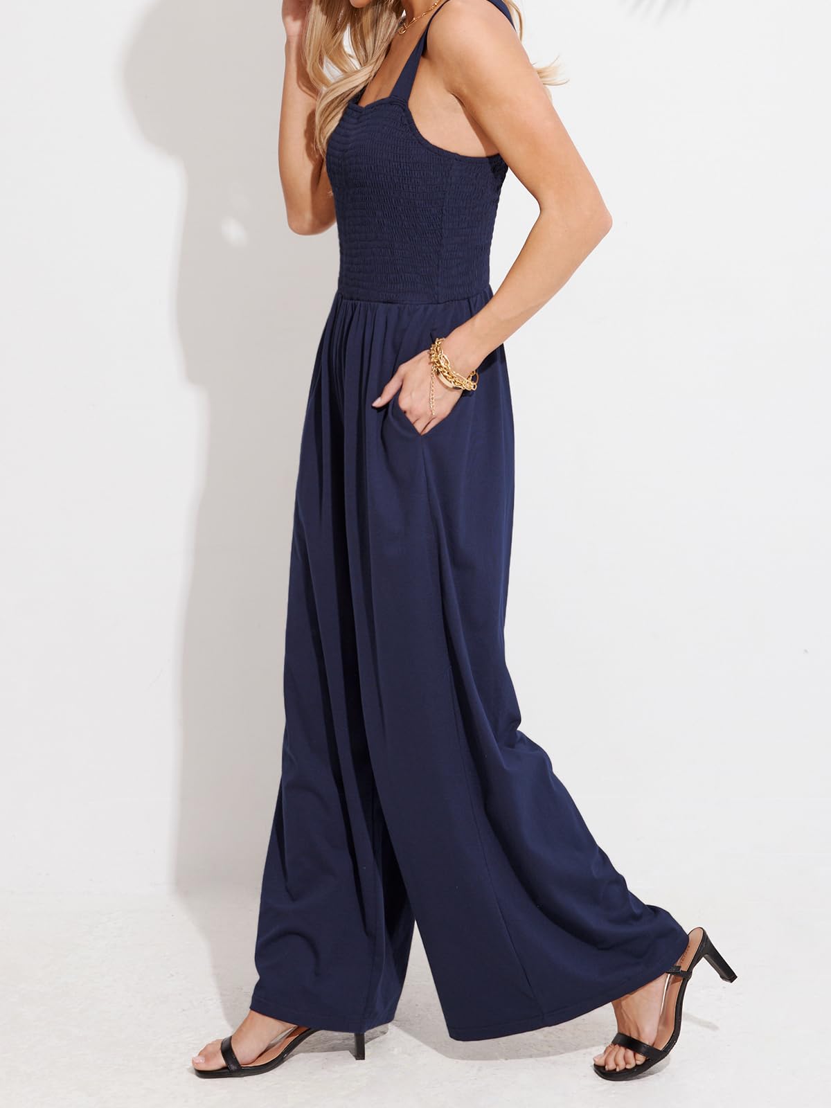 CUPSHE Combinaison d'été pour femme, col carré, sans manches, haut smocké, tenue longue et évasée, tenue décontractée