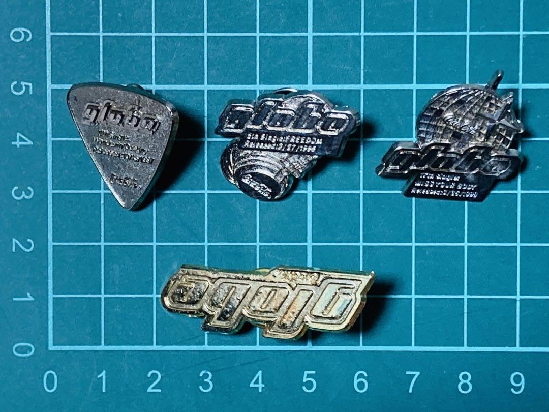 Amazon.co.jp: globe グローブ コカ•コーラ ピンバッジ × 4個セット