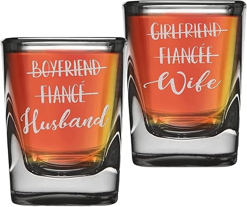 shop4ever Juego de 2 vasos cuadrados grabados con base pesada 2 onzas con caja de regalo