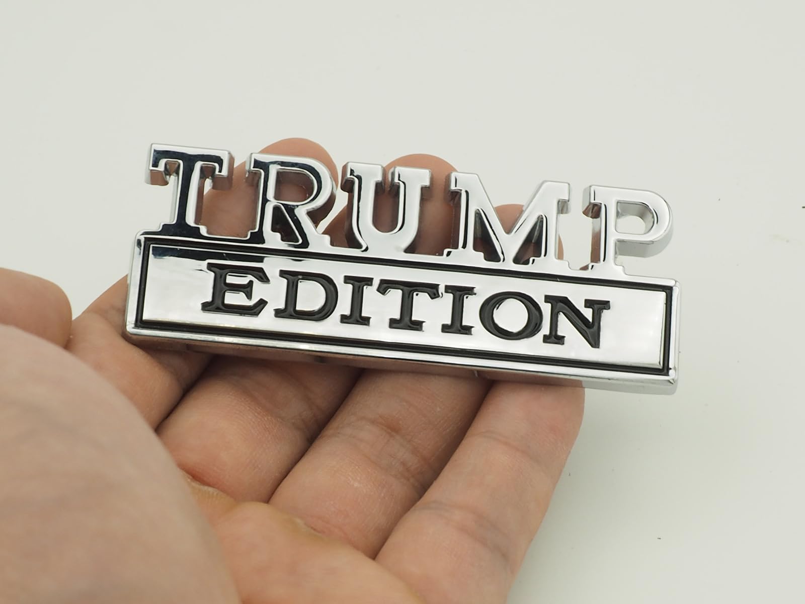 Trump Edition Chrome Emblem : R/InfowarriorRides - Foto 2