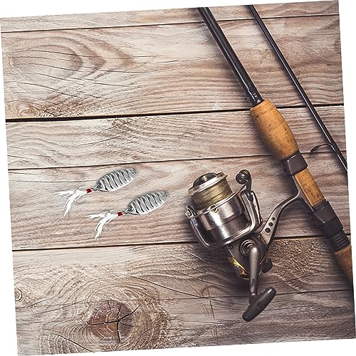 2Pcs Flat Stripe Metal Fishing with Treble Hooks Lightweight Baits for Bass Pike and Trout Portable Fishing Accessories for Anglers4
