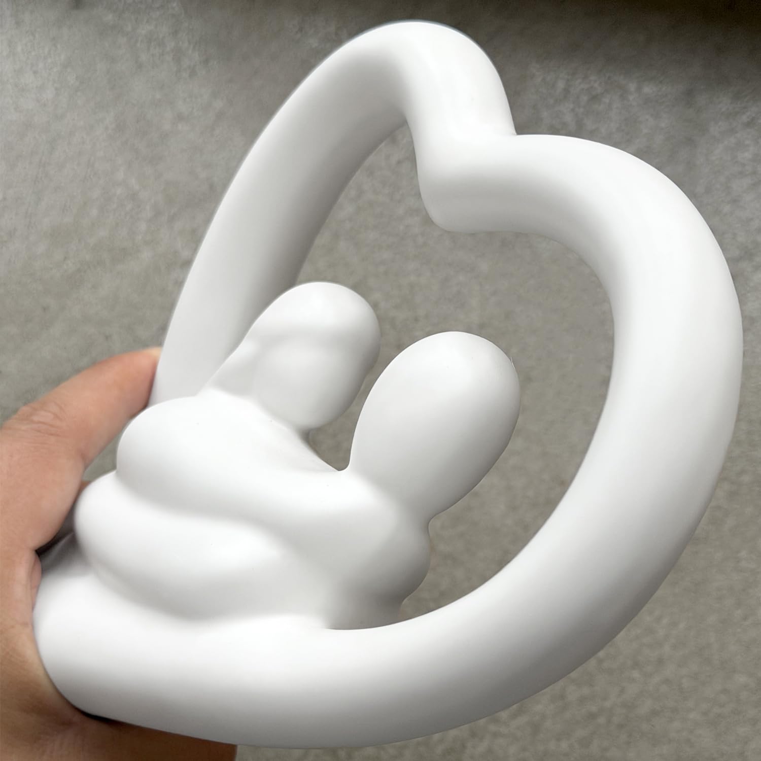 Scultura Romantica in Ceramica Bianca, Statuette Decorative Casa, Soprammobili Moderni, Regalo Sposi, Arredo Moderno - Regalo Anniversario Matrimonio Figure