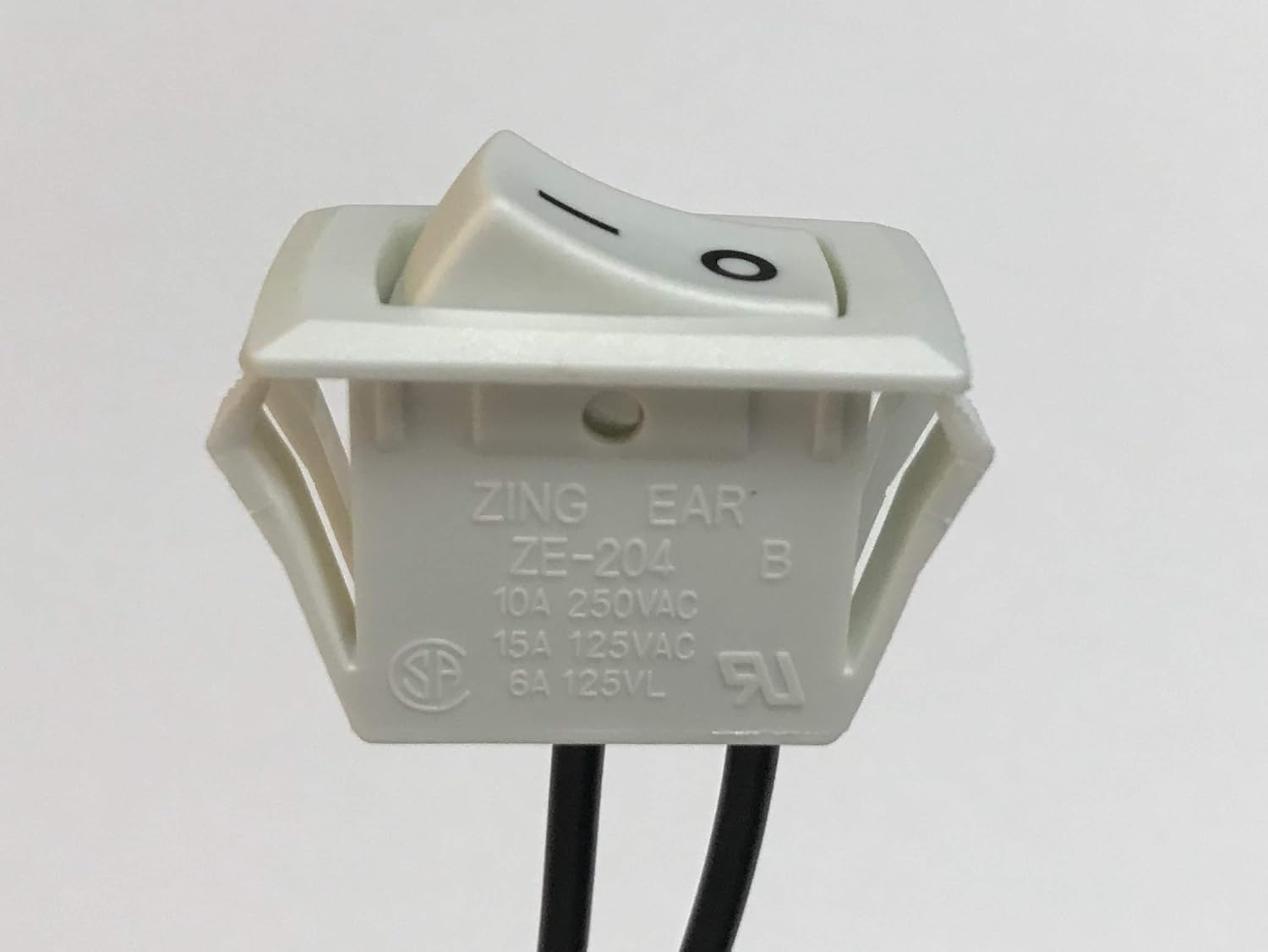 On Off Rocker Switch for Under Cabinet Fixture ZE-204 - White