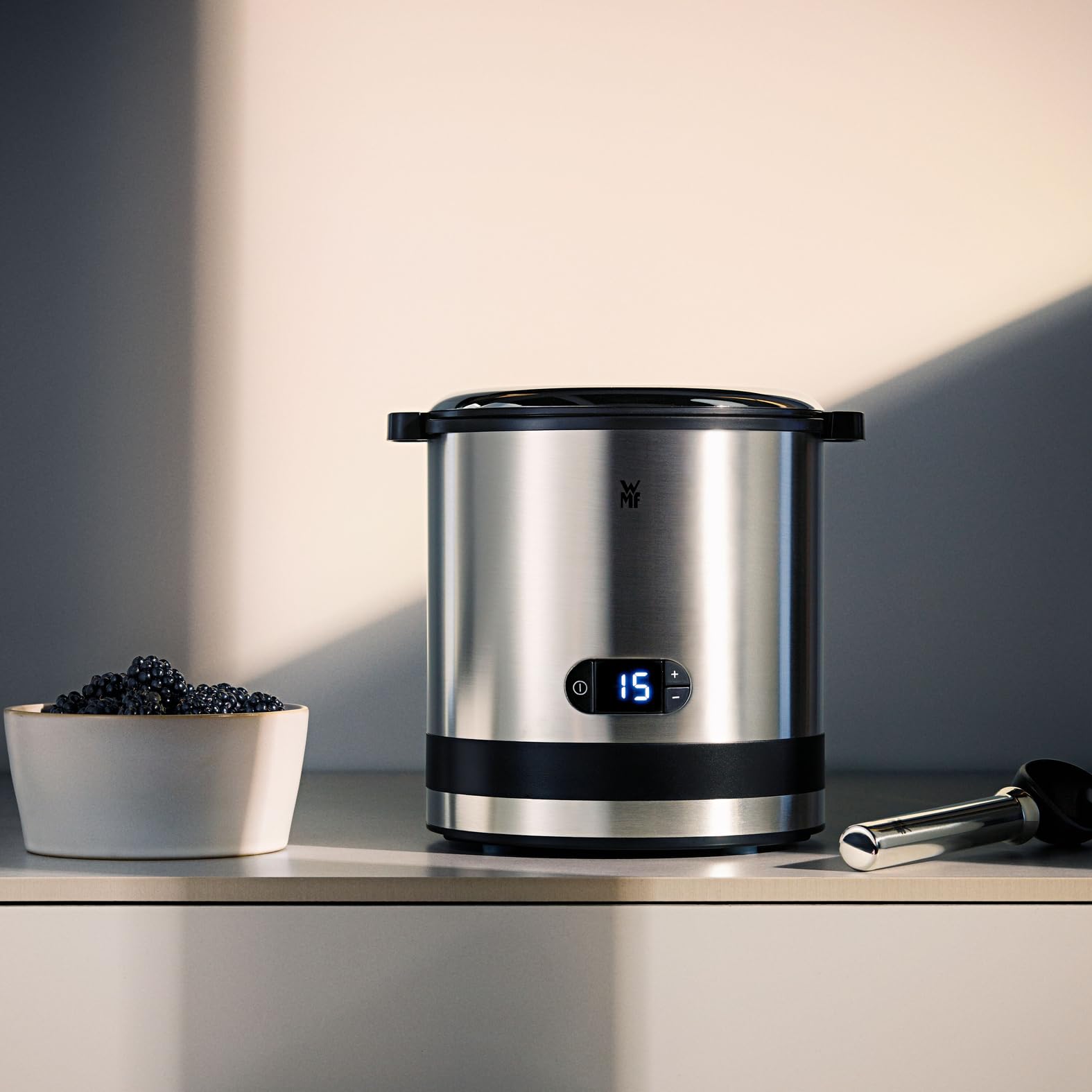 WMF Küchenminis 3in1 Eismaschine, Frozen Joghurt, Sorbet, Eiscreme, 300 ml, 30-Minuten-Time, spülmaschinengeeignet